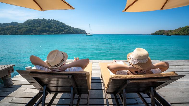 国庆酒店也涨不动了?